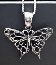 Dainty silver 925 filigree butterfly with box chain.